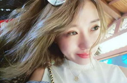 洪欣个人简介及身高,身高与魅力的完美融合